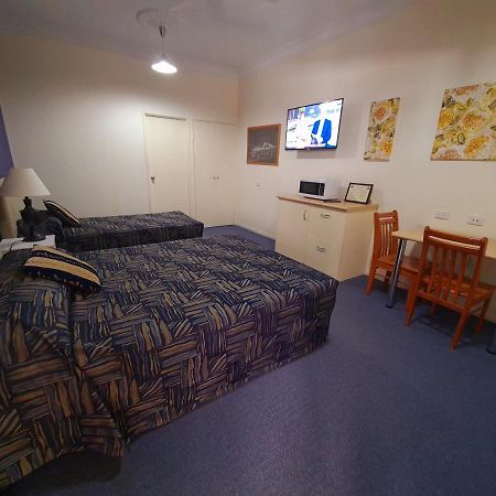 Criterion Hotel-Motel Rockhampton Buitenkant foto